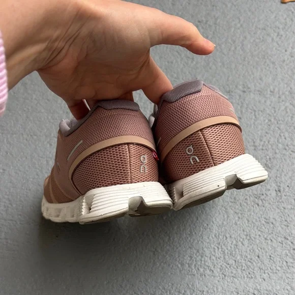 On Running Cloud5 - Picture 4 of 6